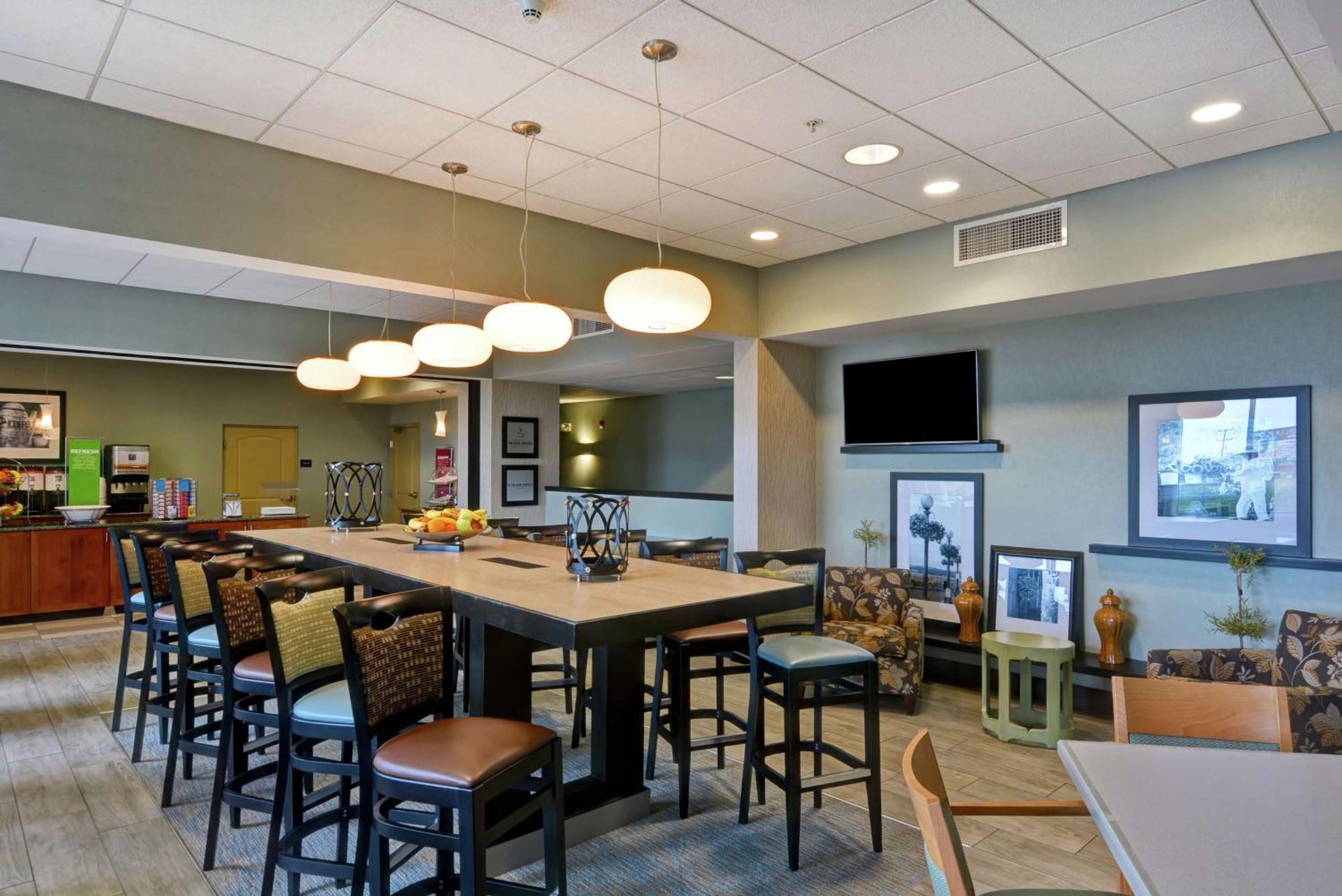 Hampton Inn Lewisburg Exterior foto