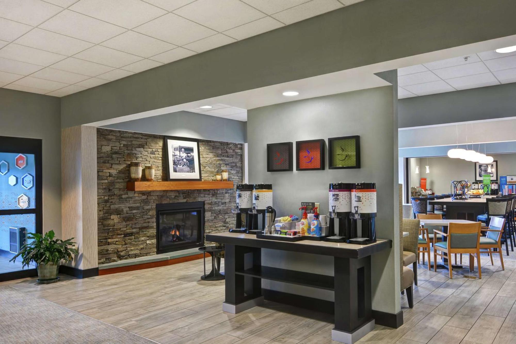 Hampton Inn Lewisburg Exterior foto